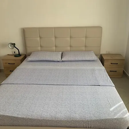 Relax In 4 *